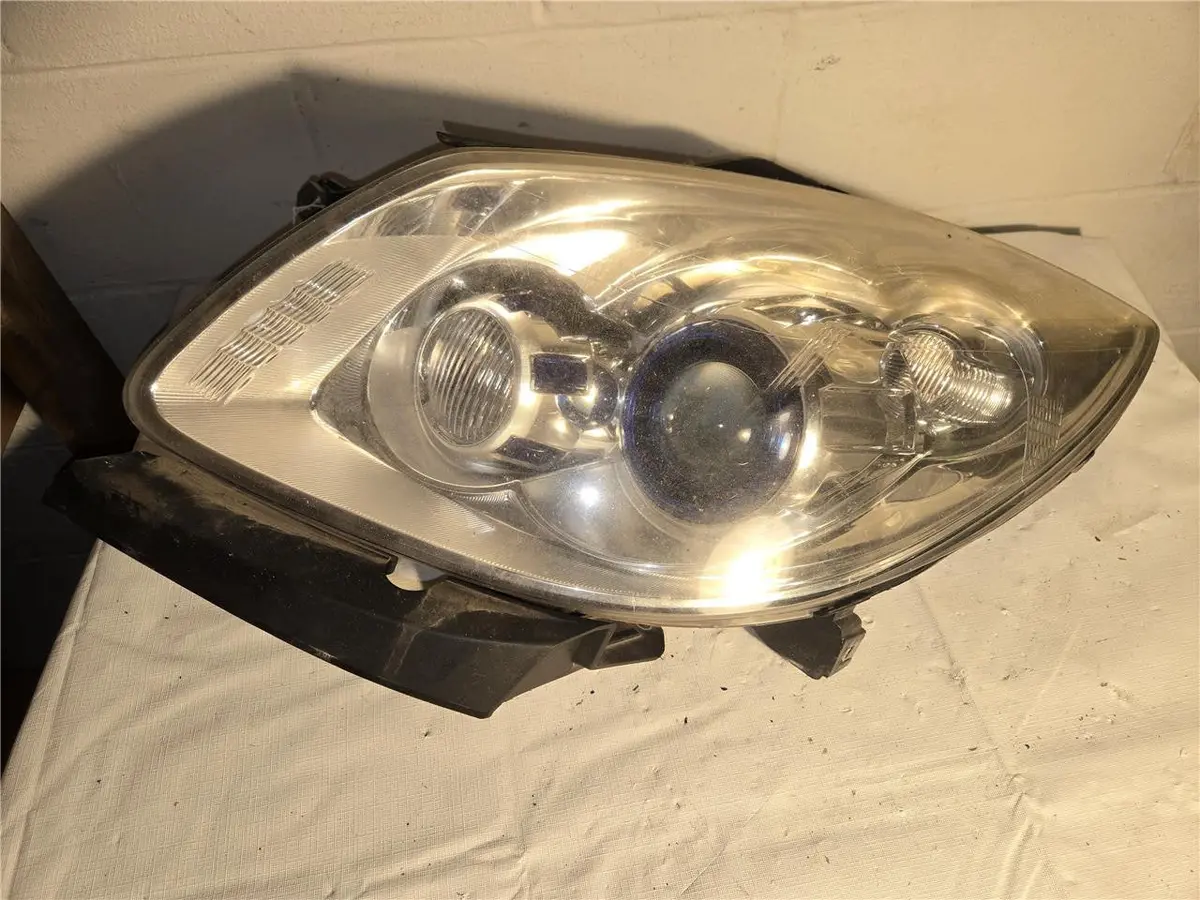 2008 - 2012 Buick Enclave Front Xenon Headlight Left Driver Side 22777931 Oem 1
