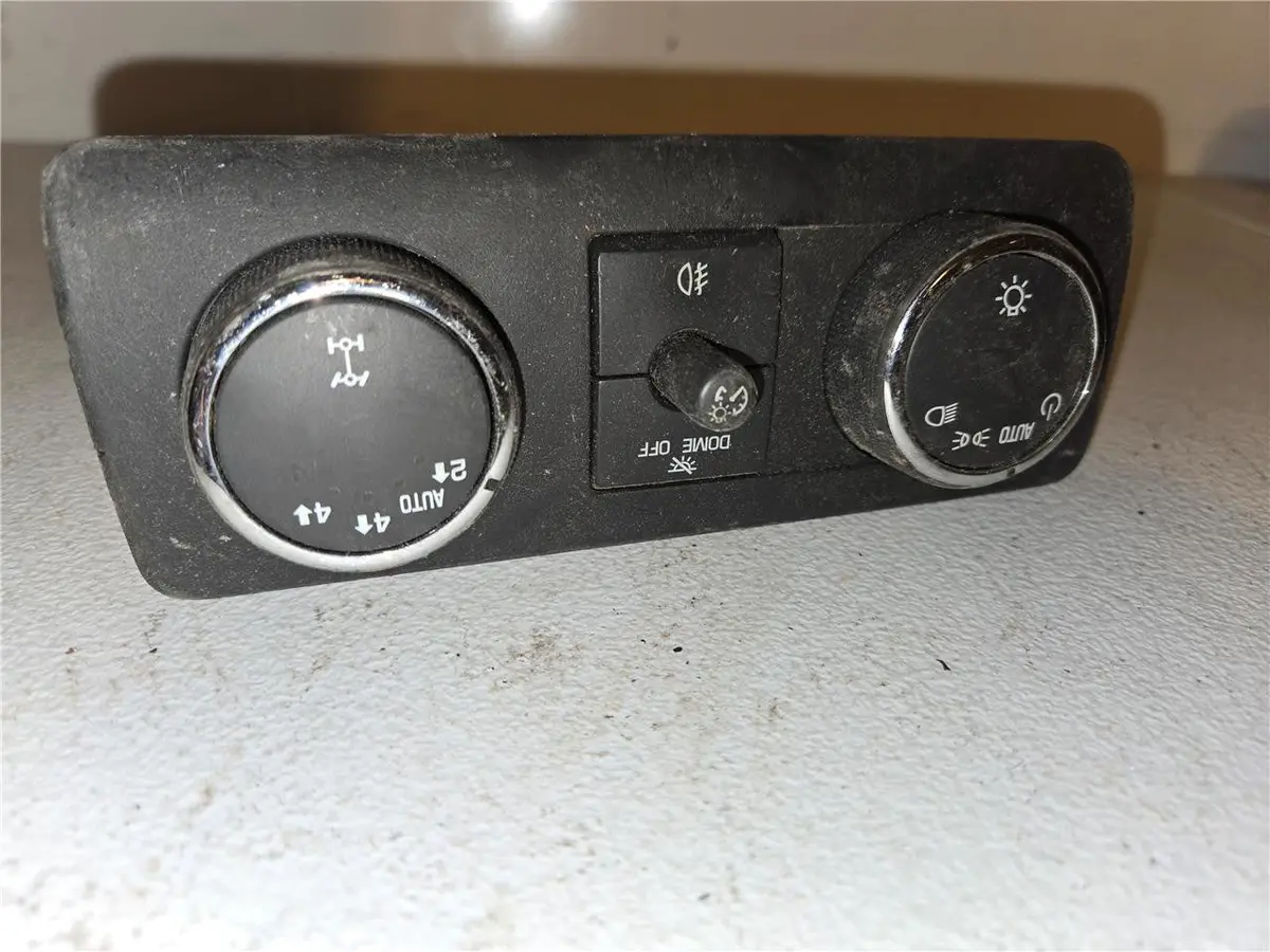 2007 - 2013 Chevrolet Silverado H/L Transfer Case Control Switch 25810643 Oem 2