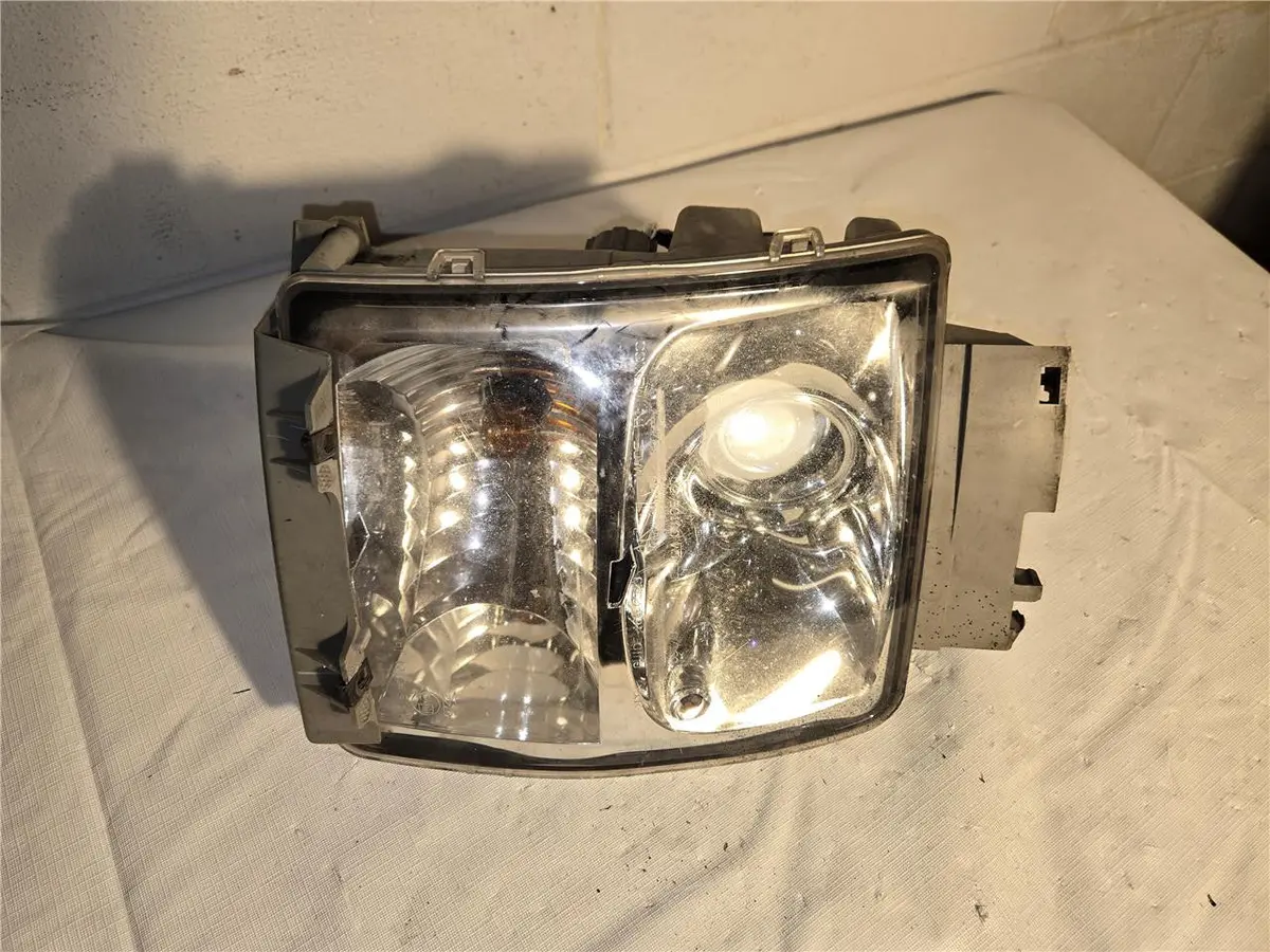 2005 - 2011 Cadillac Sts Left Passenger Headlight 25754009 Oem 1