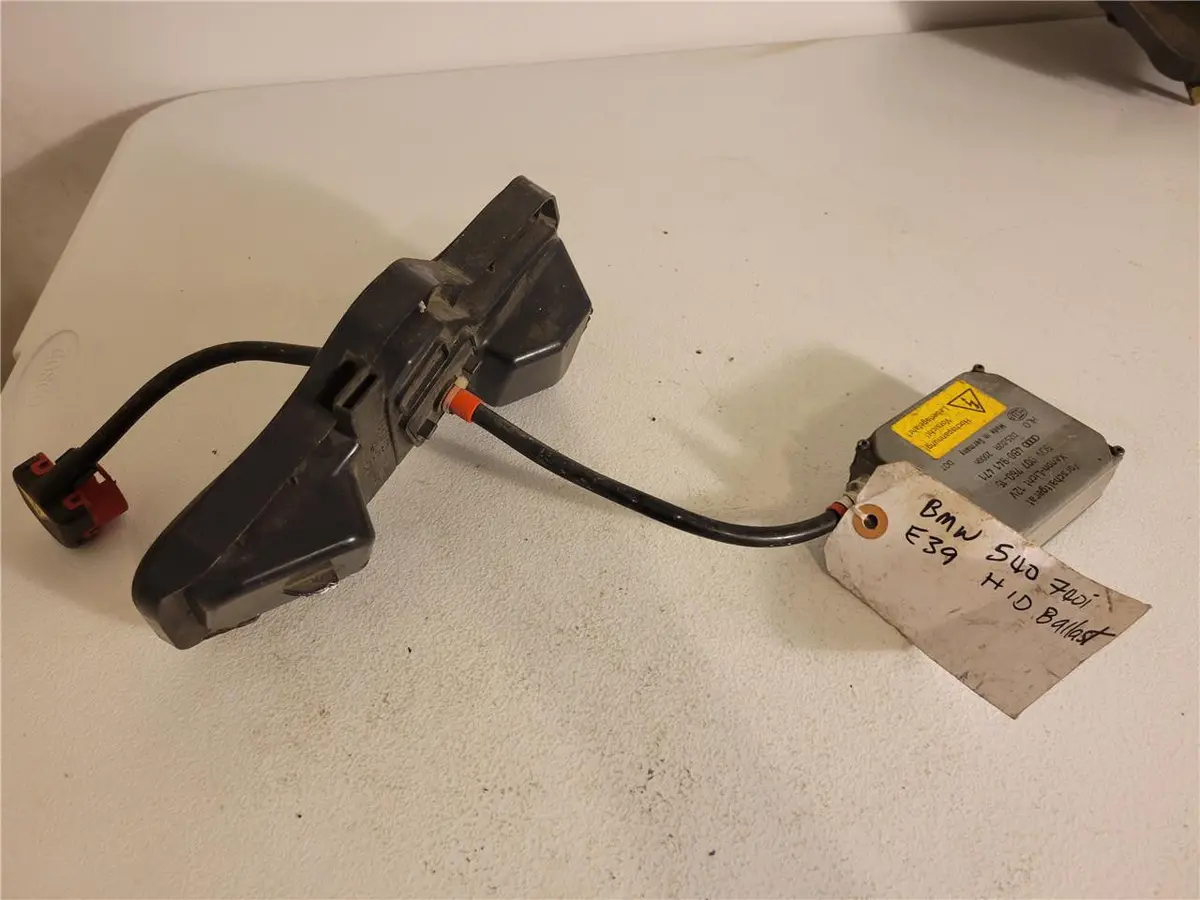 1998-2004 Bmw 540 740I E39 Hid Headlight Ballast Igniter Module 4B0-941-471 Oem 1