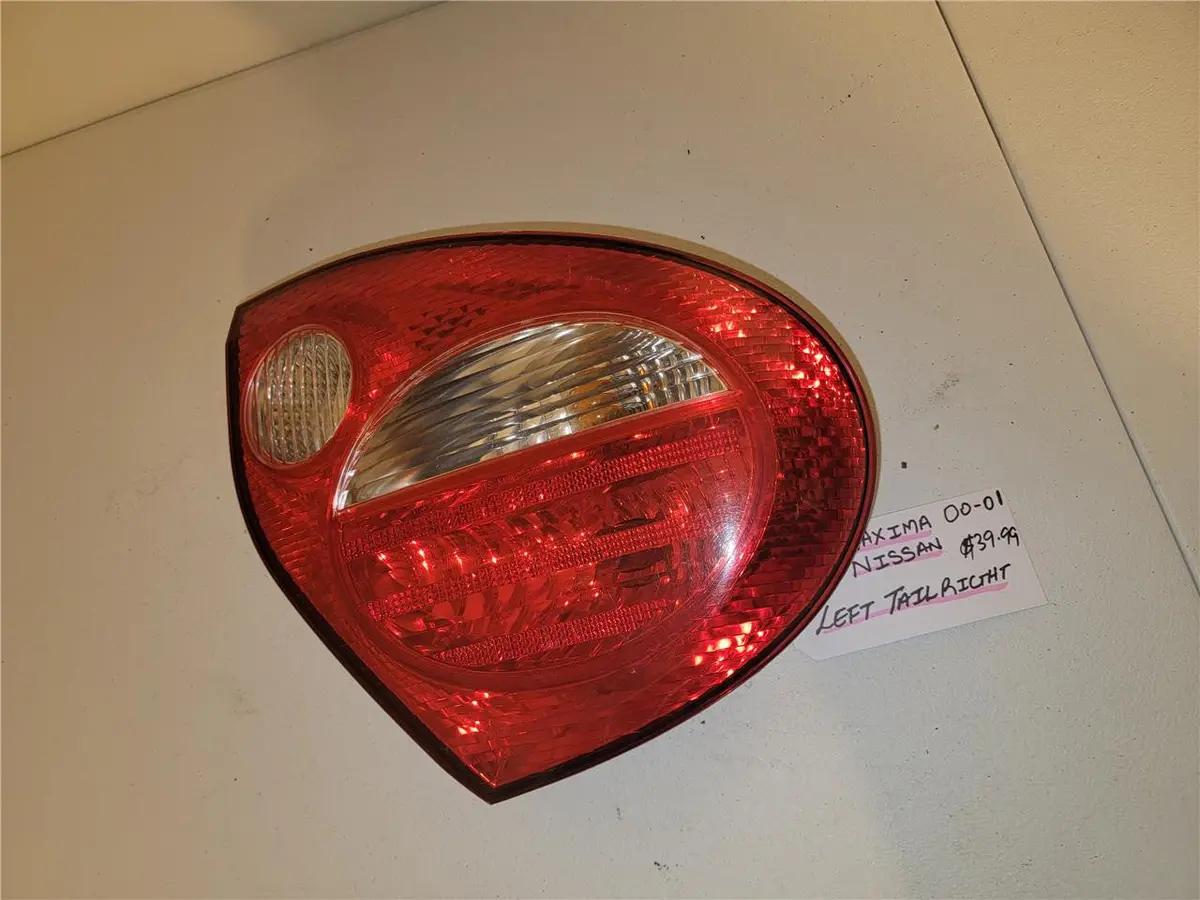 2000 - 2001 Maxima Nissan Left Tail Light 220 - 63529 Oem 1