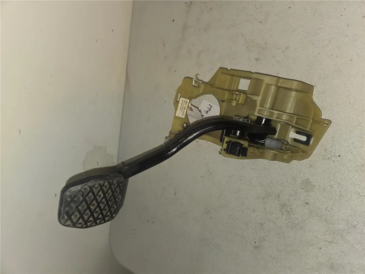 2006 - 2010 Bmw M5 Brake Pedal 3510 6759944 Oem 1