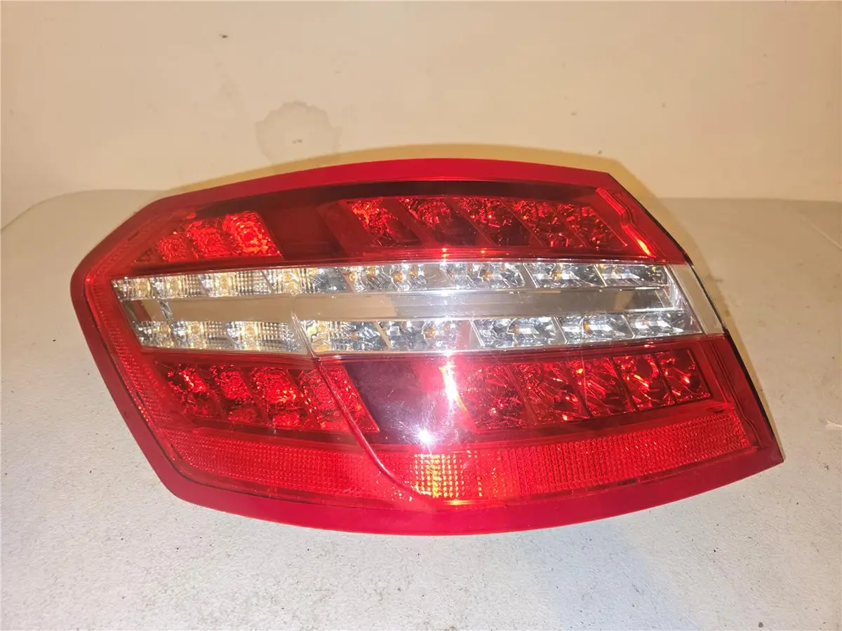 10-13 Mercedes W212 E350 Rear Left Driver Side Tail Light Lamp A2129067001 Oem 1