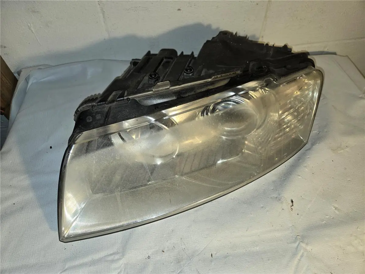 2004 - 2006 Audi A8 Left Head Light 4E0 907 813 Oem 1