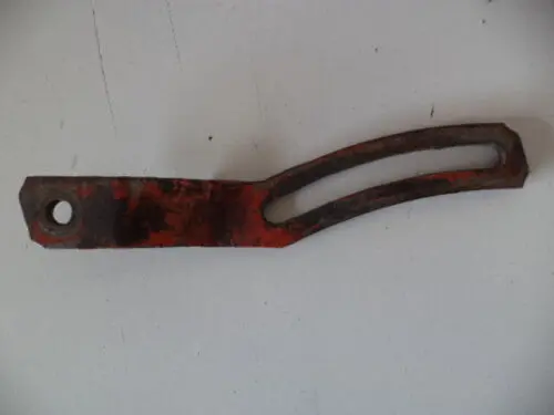 Upper Alternator Bracket, 6 Cyl Used 64-71 Chevy 1