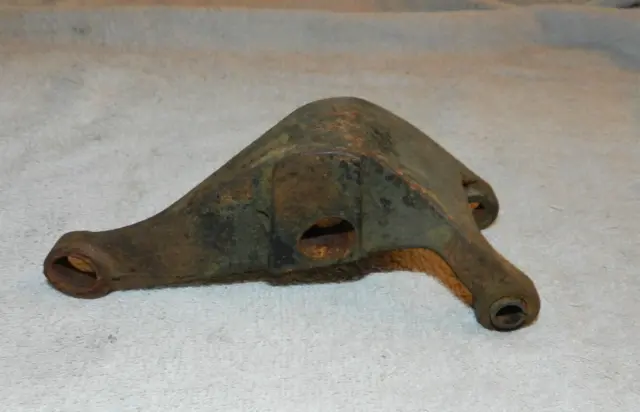 Alternator Bracket, Cast Iron 350 69-72 Truck,72-82 Corvette 1