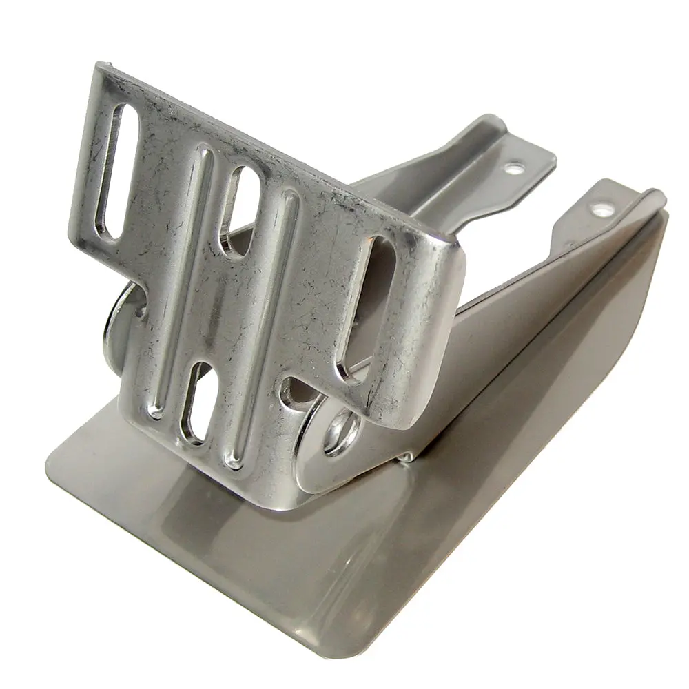 Garmin Heavy-Duty Transom Mount Bracket W/Spray Shield 1